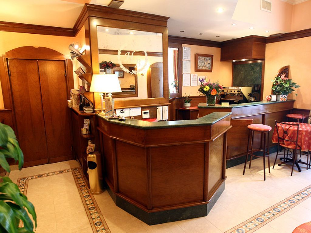 Baltik 2* Roma