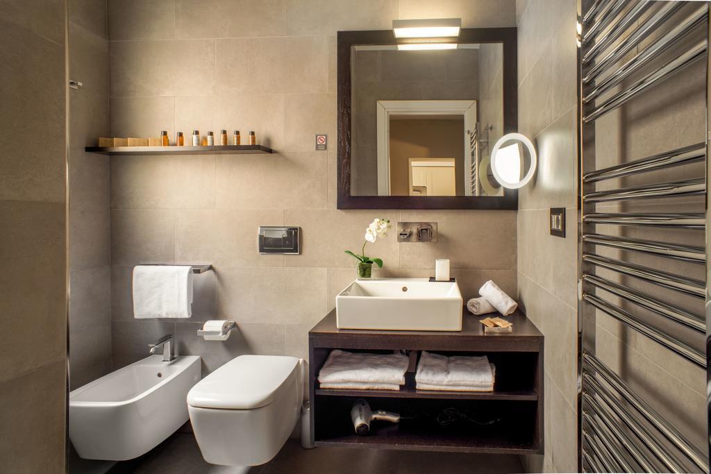 Les Fleurs Luxury House Rome