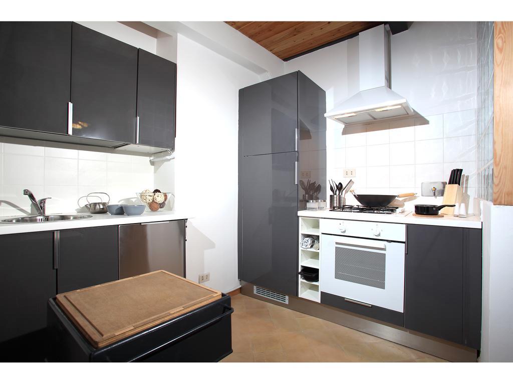 Luxury - Vicolo Palle Rom