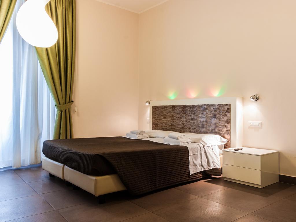 Maison Trevi Pensión Roma