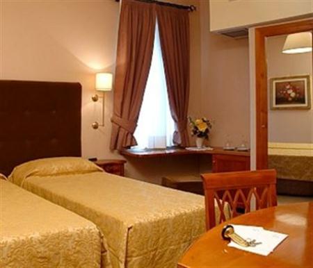 Apartment La Fenice Rom