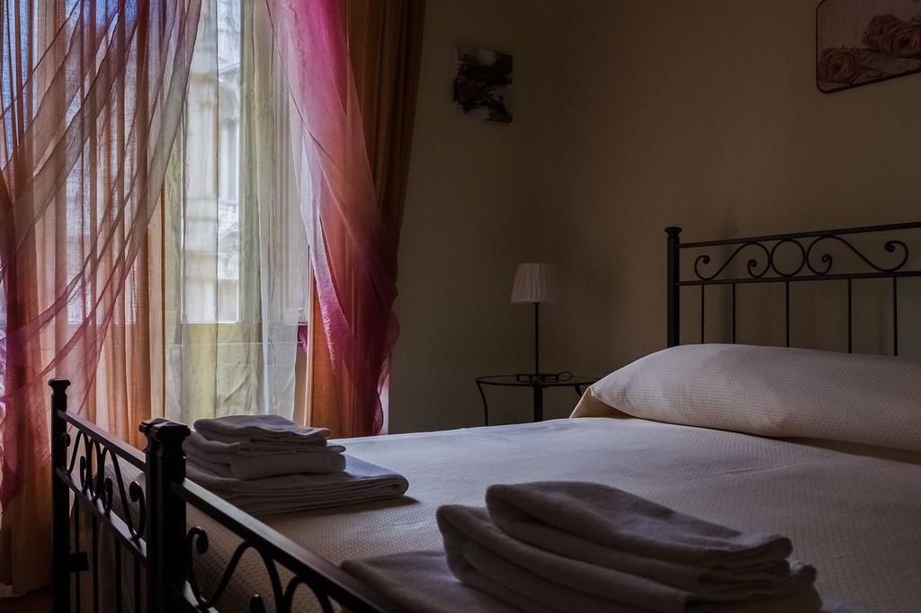 Glam Sm Maggiore Gjestgiverier Roma