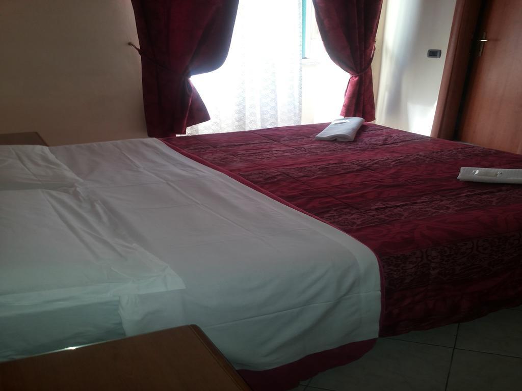 Starlight Bed & Breakfast 2*