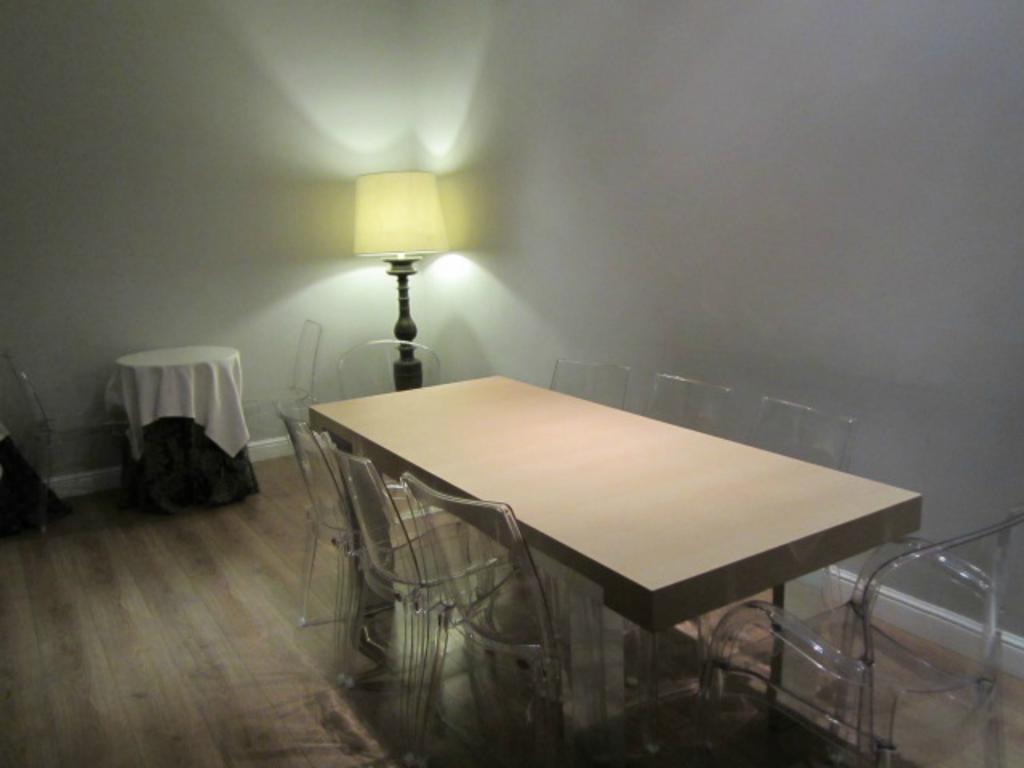 Alojamento de Acomodação e Pequeno-almoço Condotti 29 Roma
