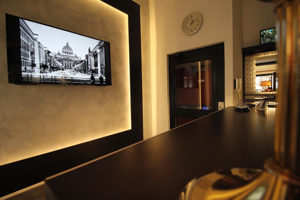 Charter Roma