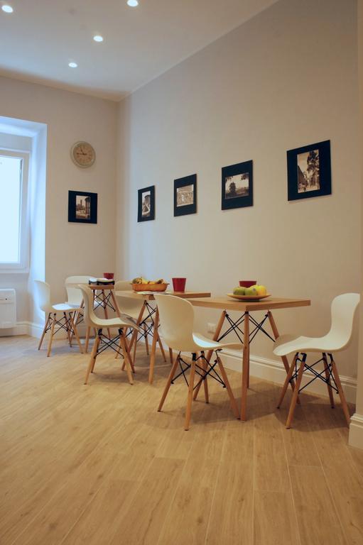 Alojamento de Acomodação e Pequeno-almoço Roman Suite Guest House *