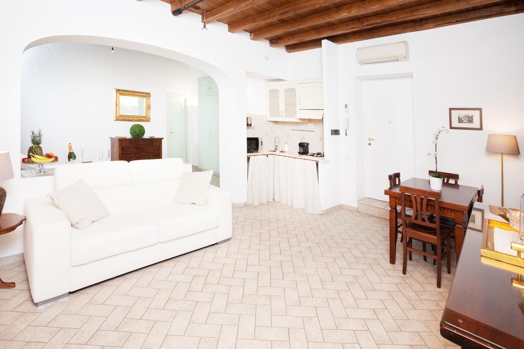 Tritone 91 Leilighet Roma
