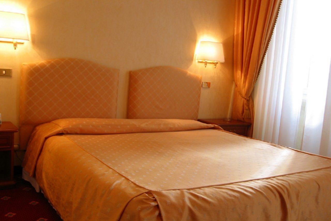 Siviglia Hotel 3*