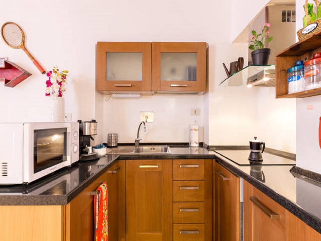 Il Mandorlo A Monti Apartment *