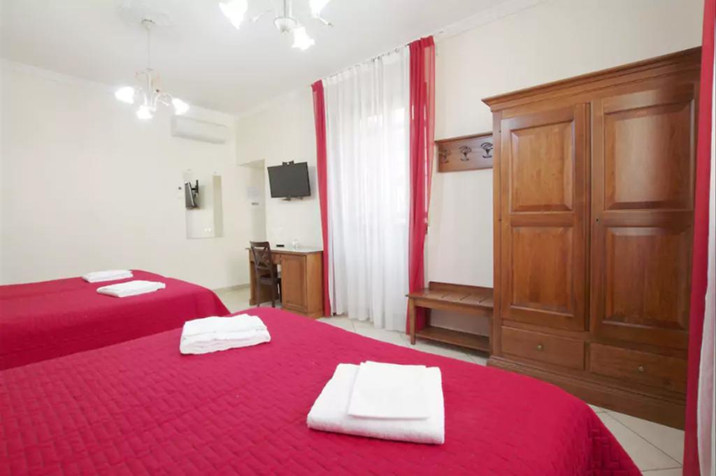 Anthony House, Anthony Floor 3, Castro Pretorio Apartment