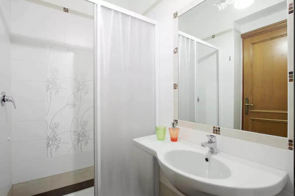 Anthony House, Anthony Floor 3, Castro Pretorio *