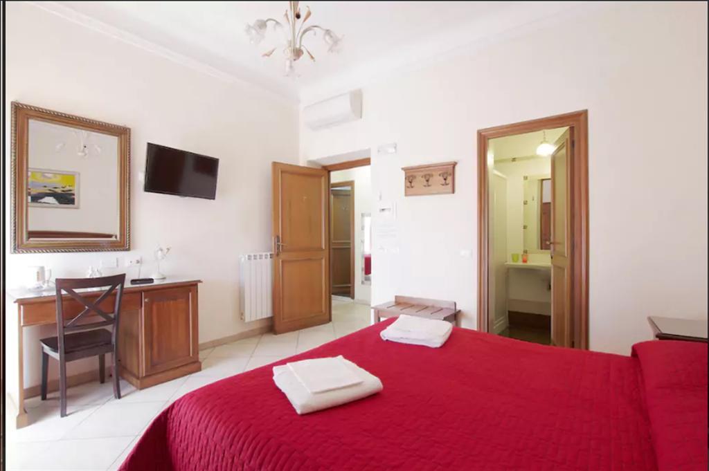 Anthony House, Anthony Floor 3, Castro Pretorio