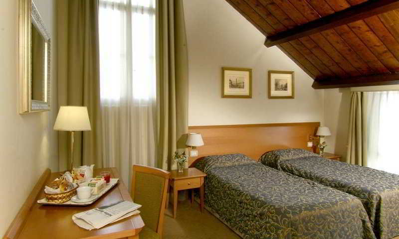 Hotell Xx Settembre 3*