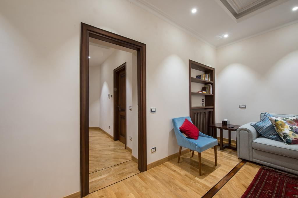 900 * Roma