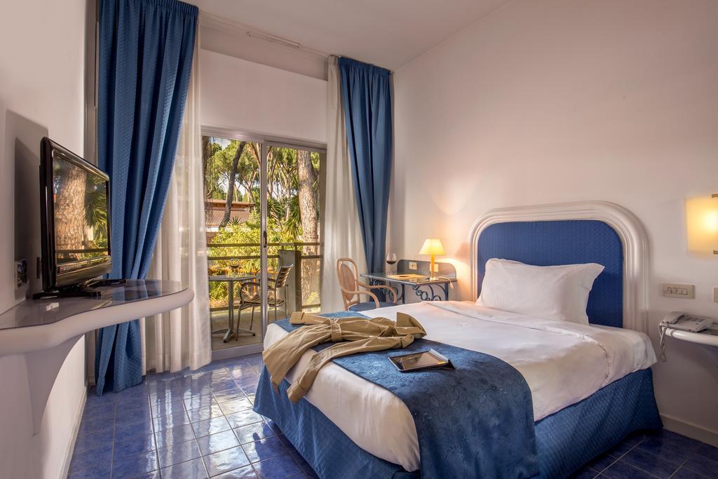 Hotel Shangri-la By Omnia 4*