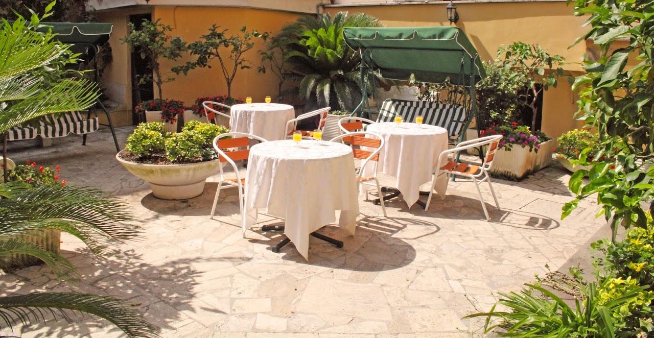 Edera Hotell 3*