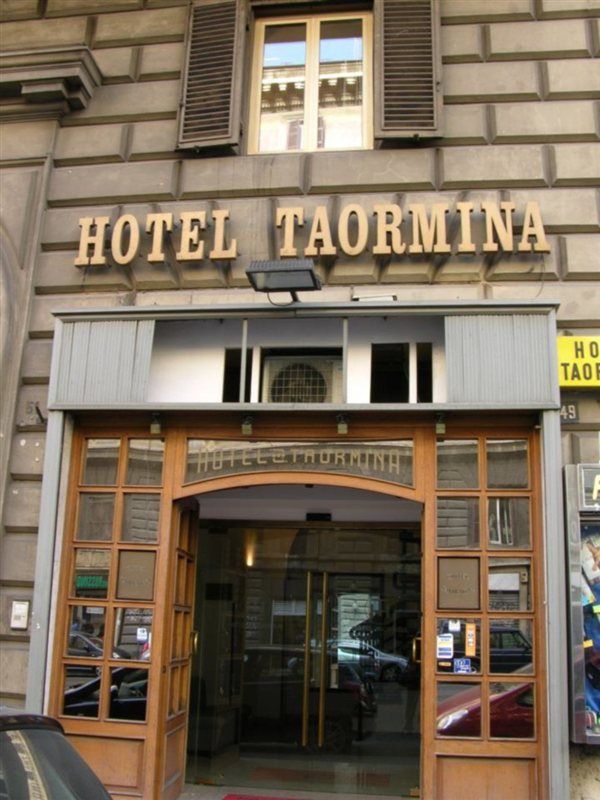 Taormina Hotel 2*