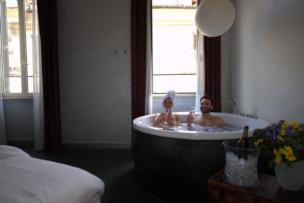 Guest house Irooms Jacuzzi 2*