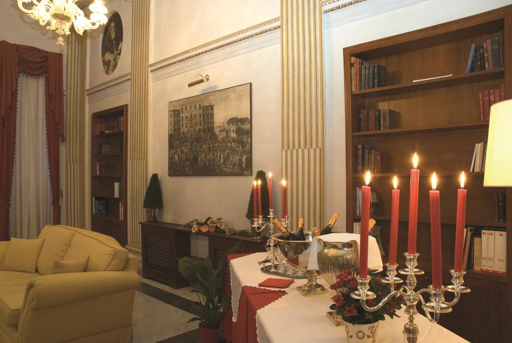 Hotell Relais Antico Palazzo Rospigliosi 4*
