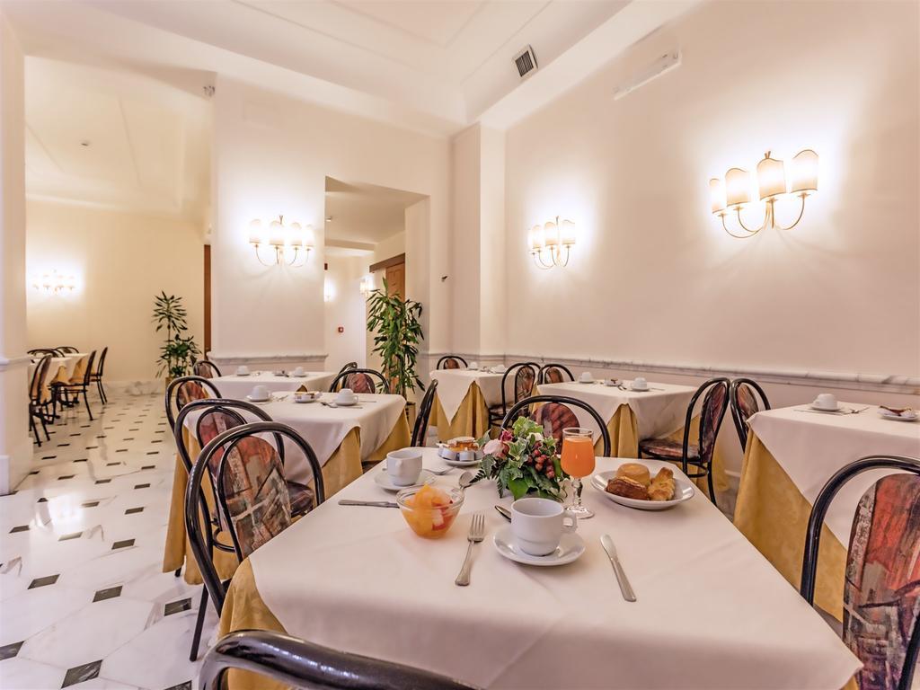 Hotel Raeli Noto Rom
