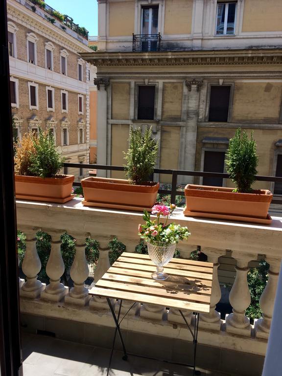 900 Piazza Del Popolo Bed & Breakfast