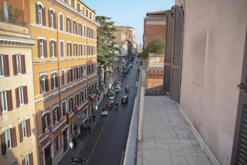 Trevi Apart-hotel 2*