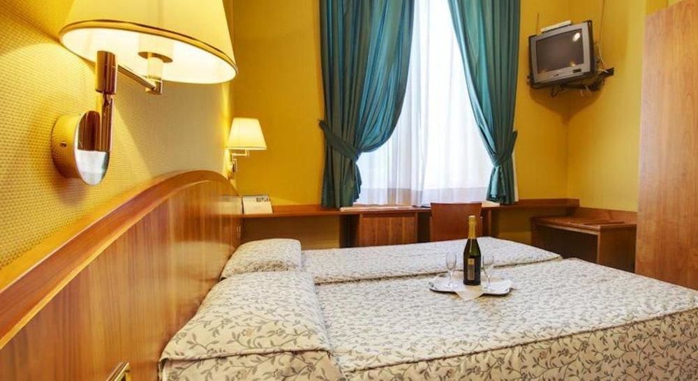 Hotel Corot Rom