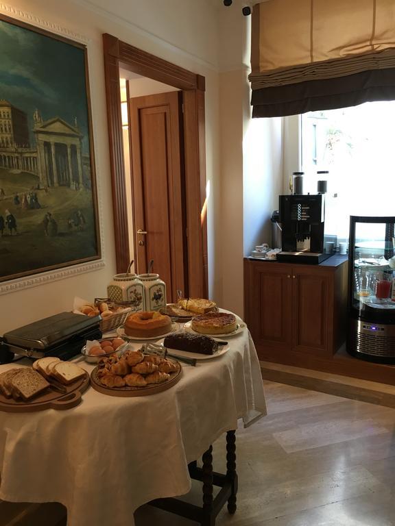 Residenza Romacentro Pensión 3*
