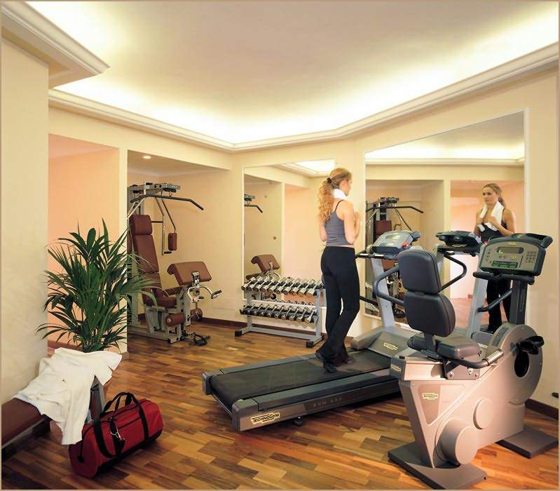 Donna Laura Palace By Omnia Hotell