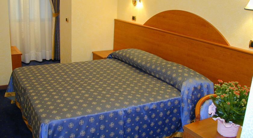 Hotel Baltik Roma