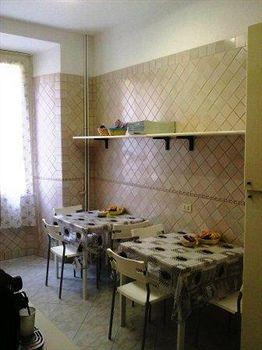 Guest house Gigi 2*