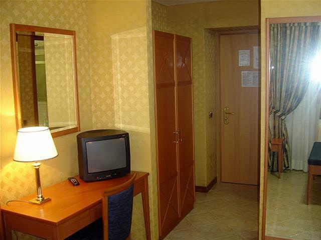 Mariano Hotel 3*