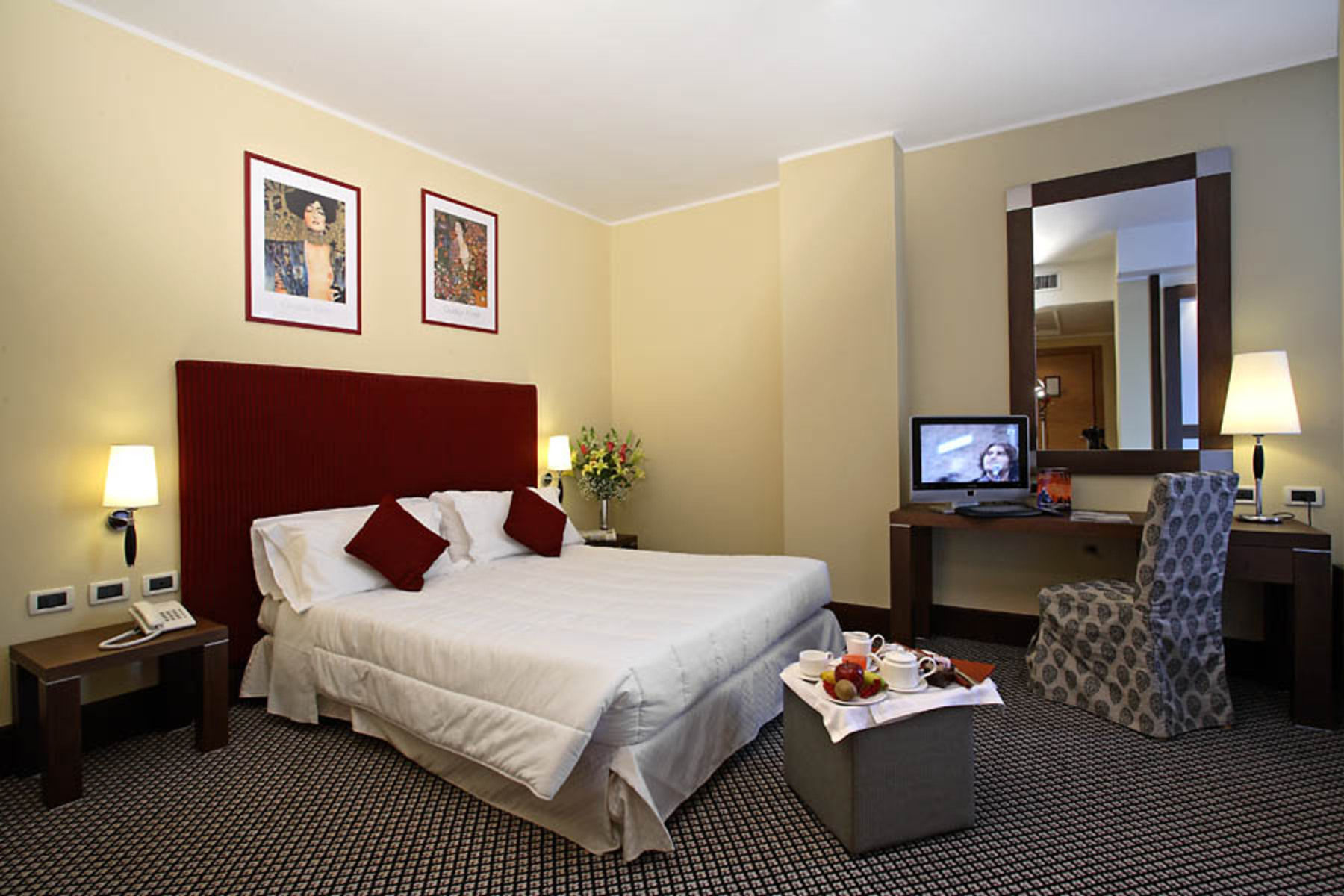Hotel Cardinal St. Peter