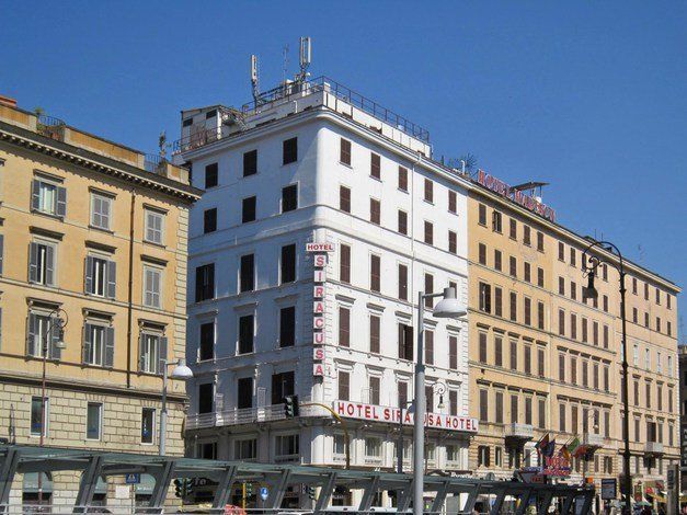 Raeli Siracusa Hotell 3*