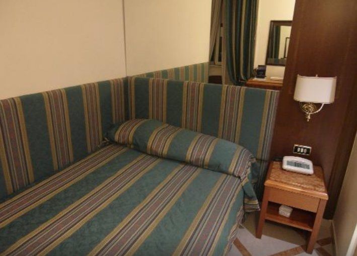 Raeli Siracusa Hotell Roma