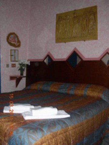 Farini 2* Rom