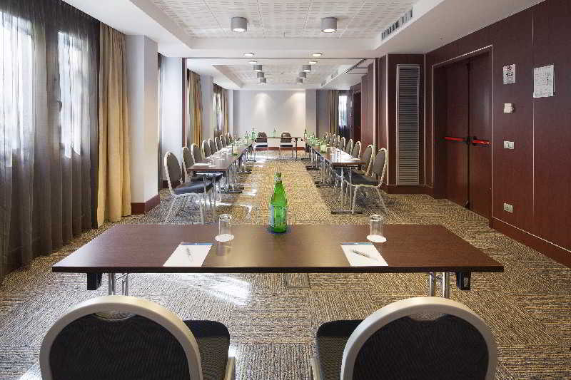 Nh Collection Centro Hotel 4*