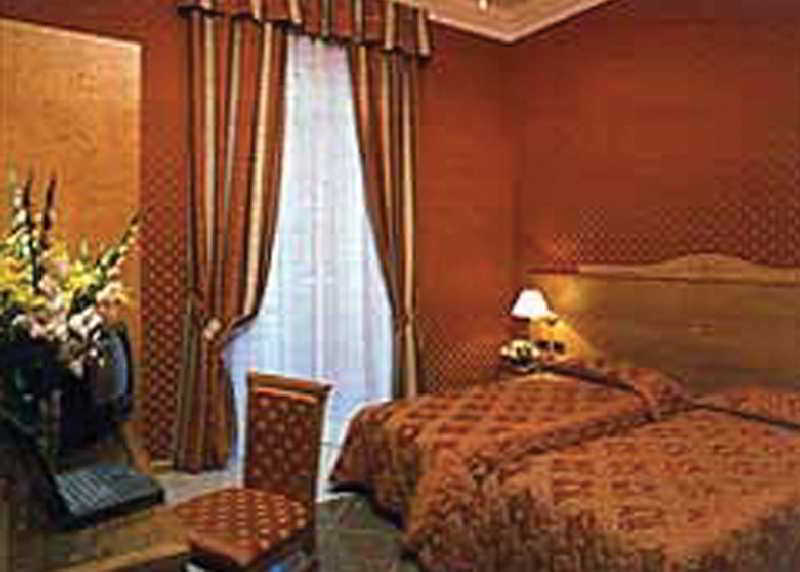 Hotell Contilia 3*
