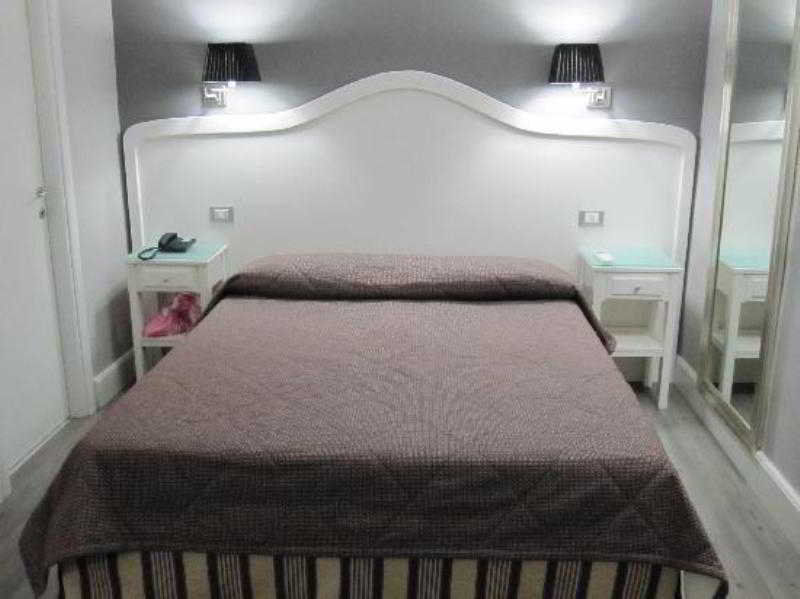 Domus Castrense 2* Roma