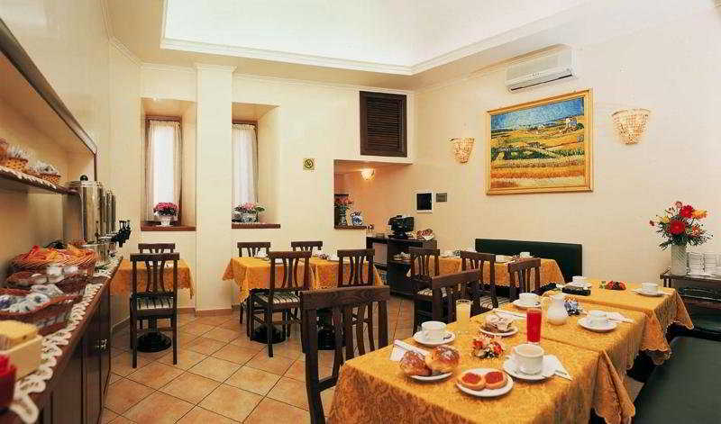 Stella Hotell 3*