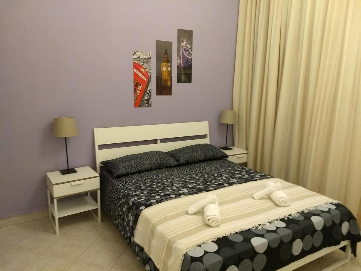 Amoraroma, Economy With Shared Bathrooms Gjestgiverier