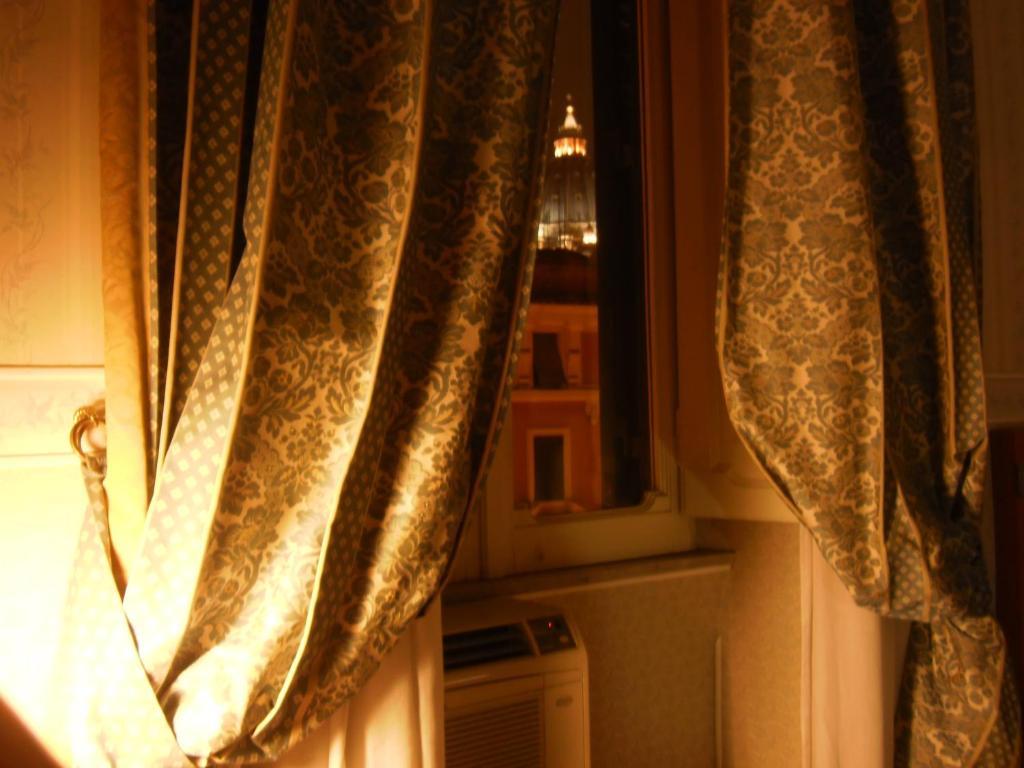 Emmaus Hotell