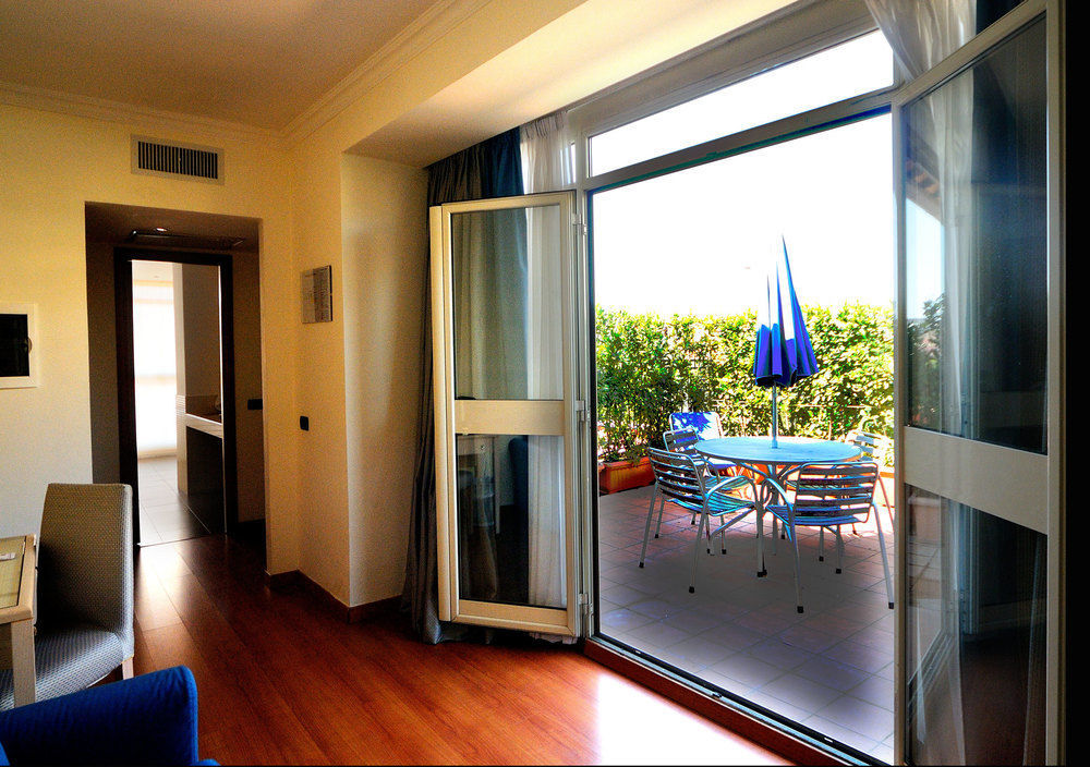 Western Globus 3* Roma