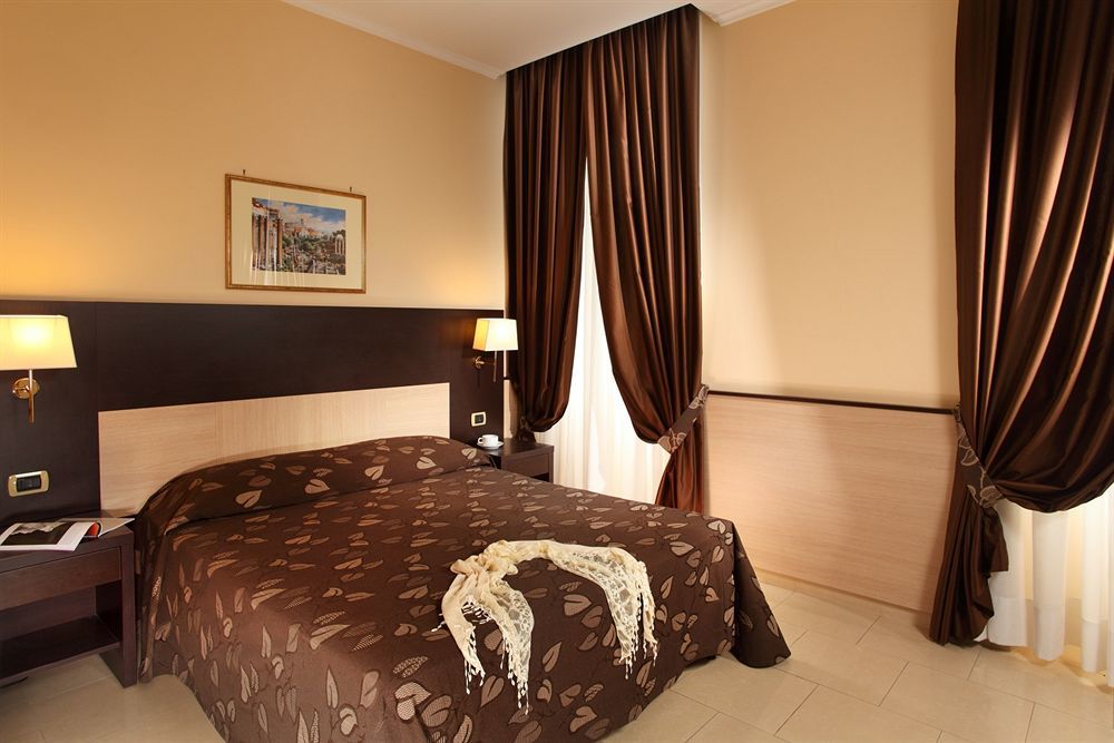 Hotel Shg Portamaggiore 3*