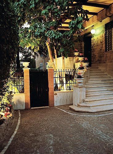 Acomodação com café da manhã  Oriani Roma