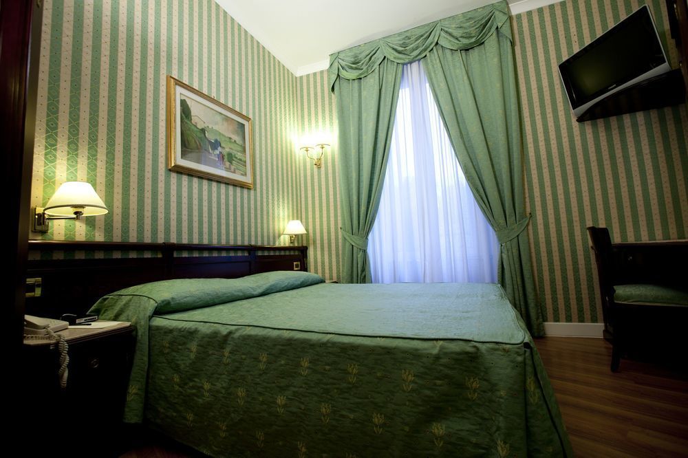 Gambrinus Hotel 4*