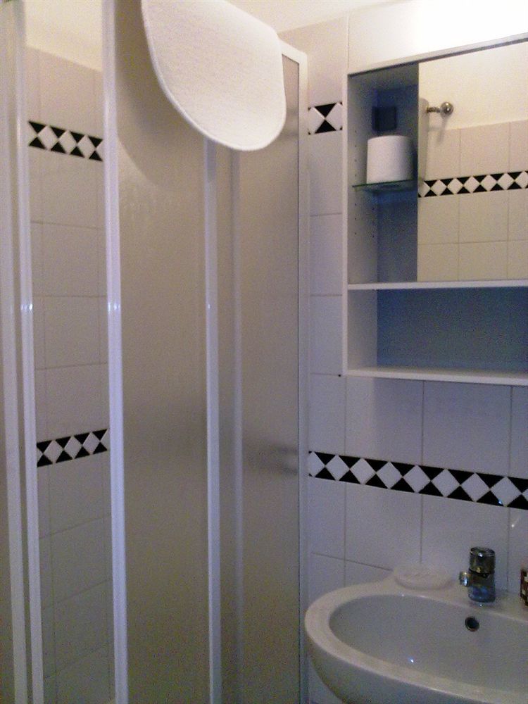 Gigi Guest house 2*