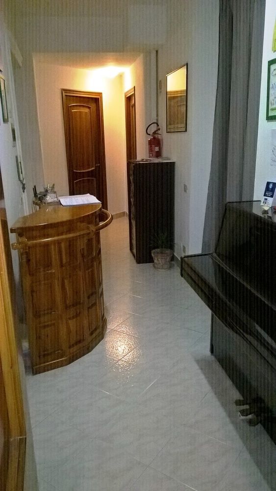 Guest house Gigi 2*