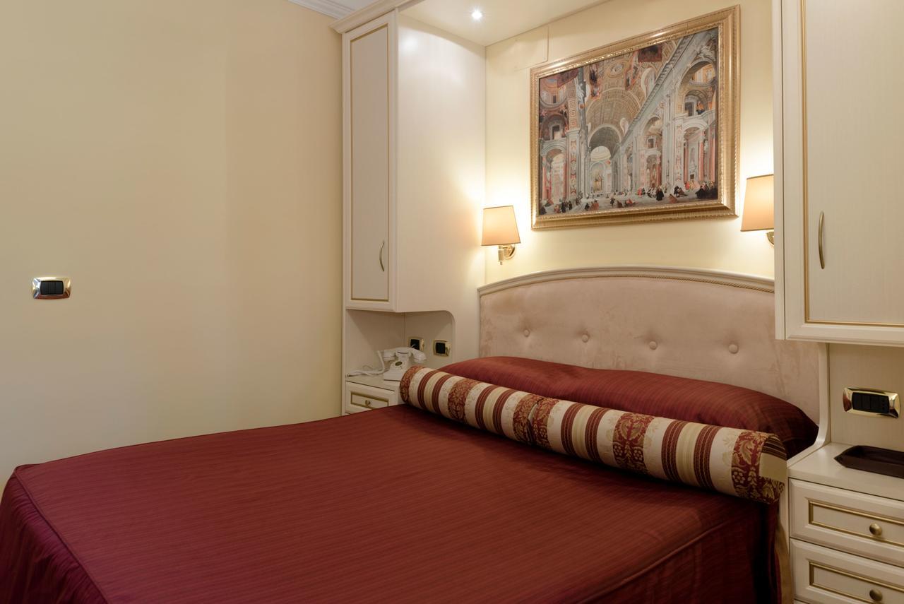 Guest house Relais Frattina Rome