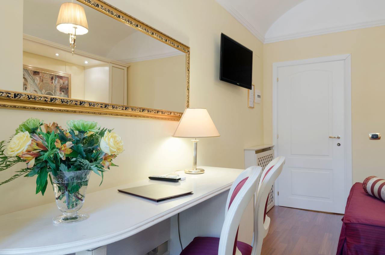 Guest house Relais Frattina 2*